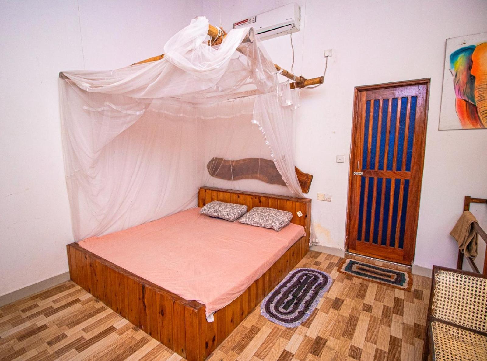 Hilltop Bungalow Hotel มิริสซา ภายนอก รูปภาพ